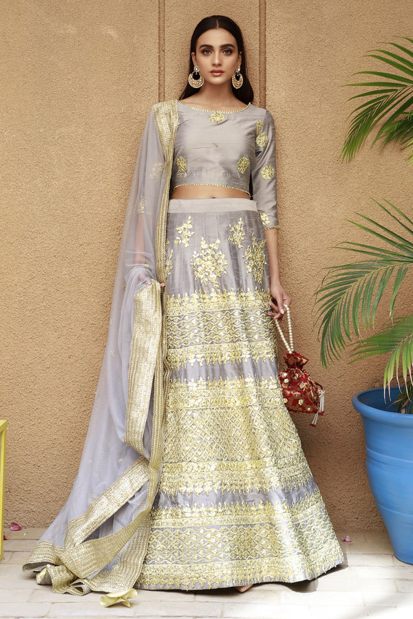 Fiza Lehenga