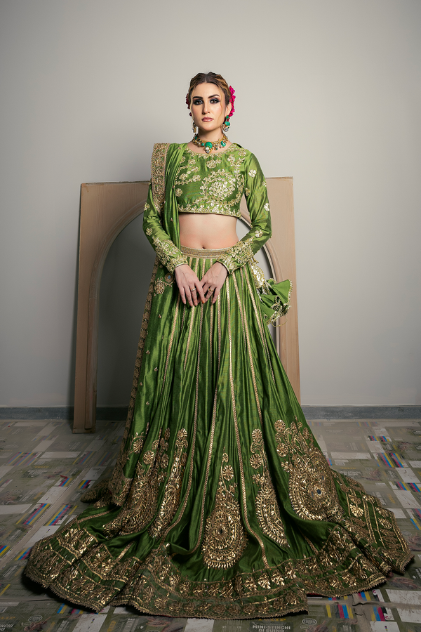 Naqsh Lehenga