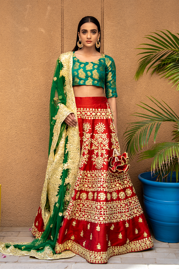 Zoya Lehenga
